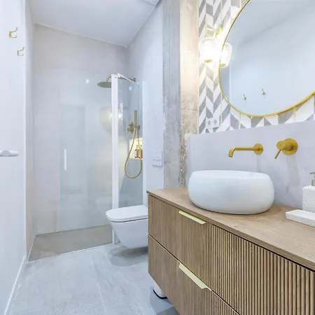 La Victoria & Centro & Parking *