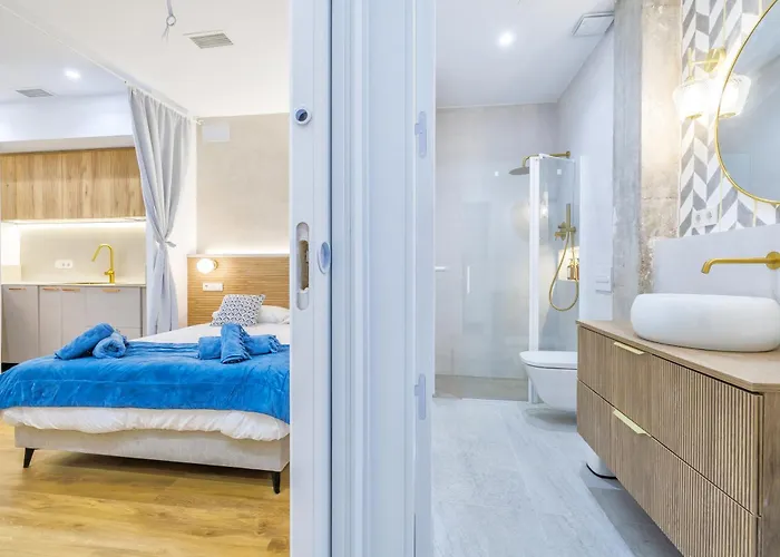 La Victoria & Centro & Parking *