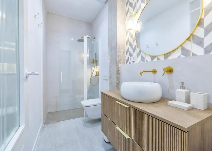 La Victoria & Centro & Parking *